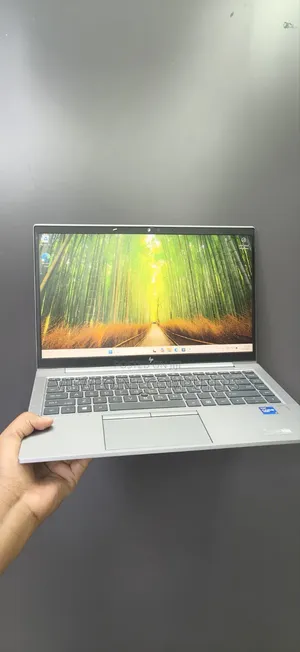 Laptop HP ZBook Firefly 14 G7 32GB Intel Core i7 SSD 32GB