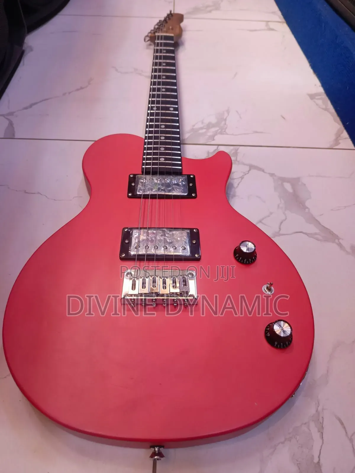 Takla Solo Guitar