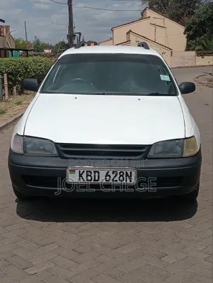 Toyota Caldina 2003 White