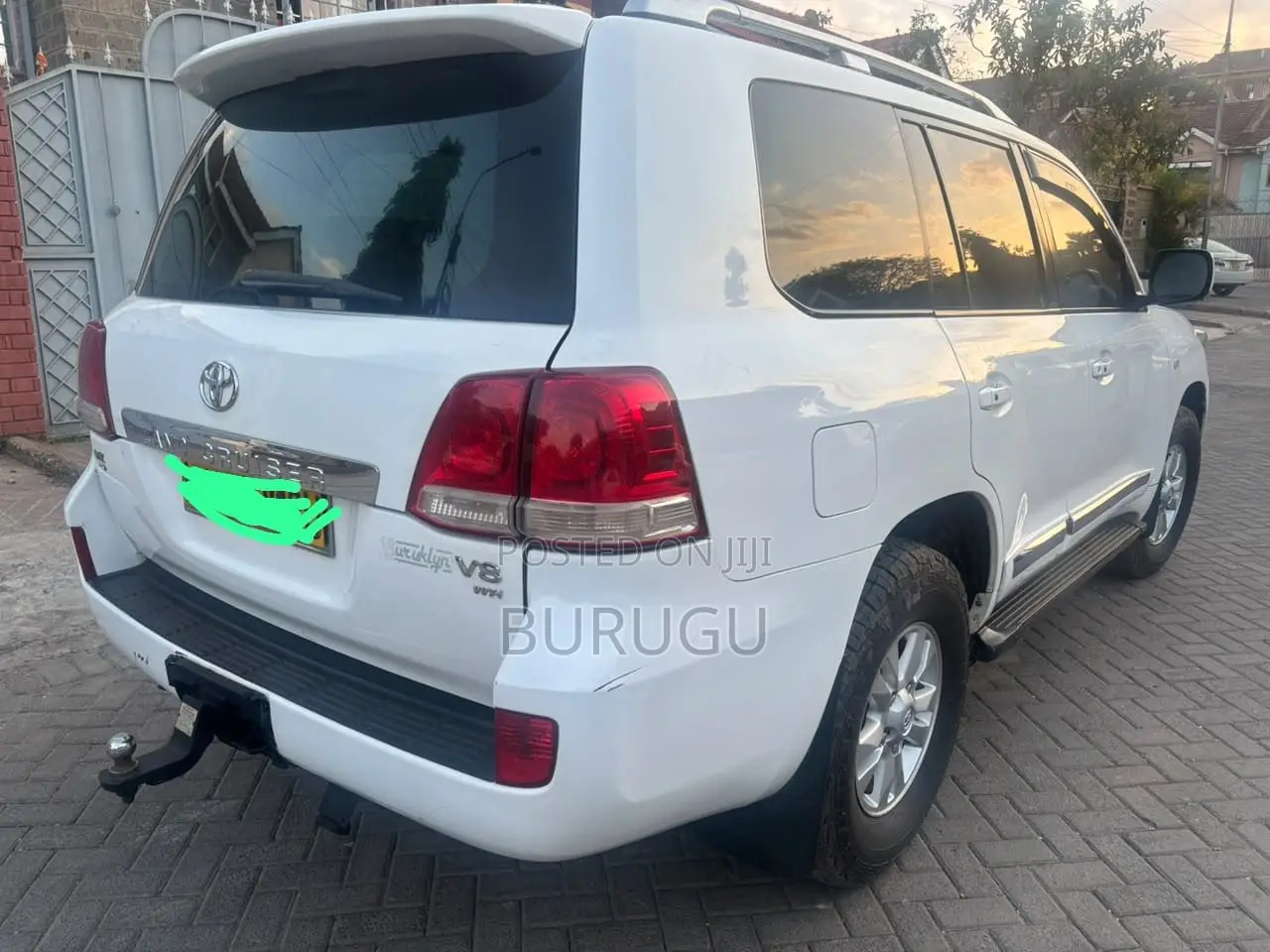 Toyota Land Cruiser 2008 White
