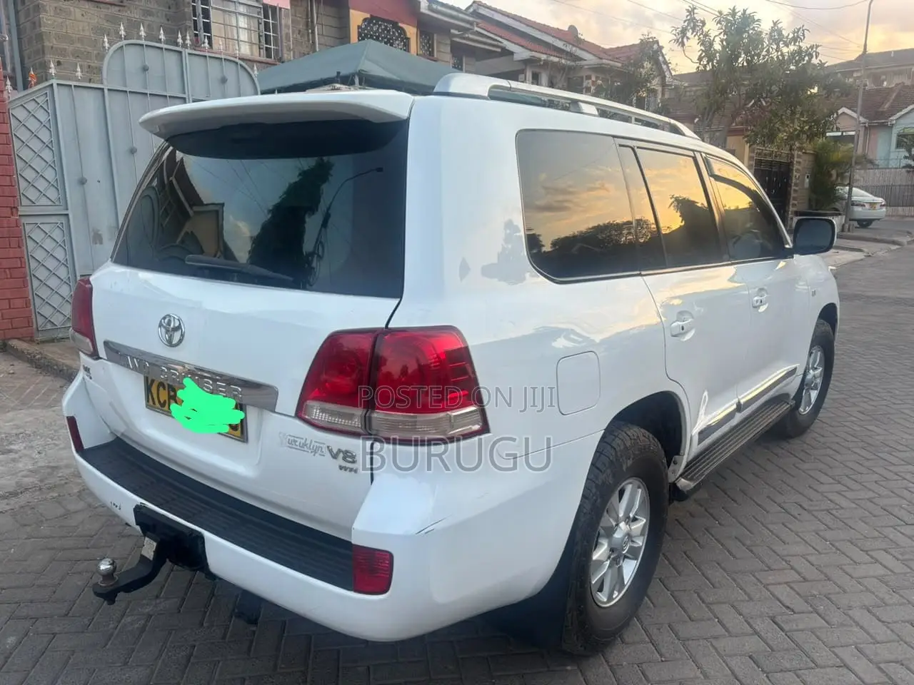 Toyota Land Cruiser 2008 White