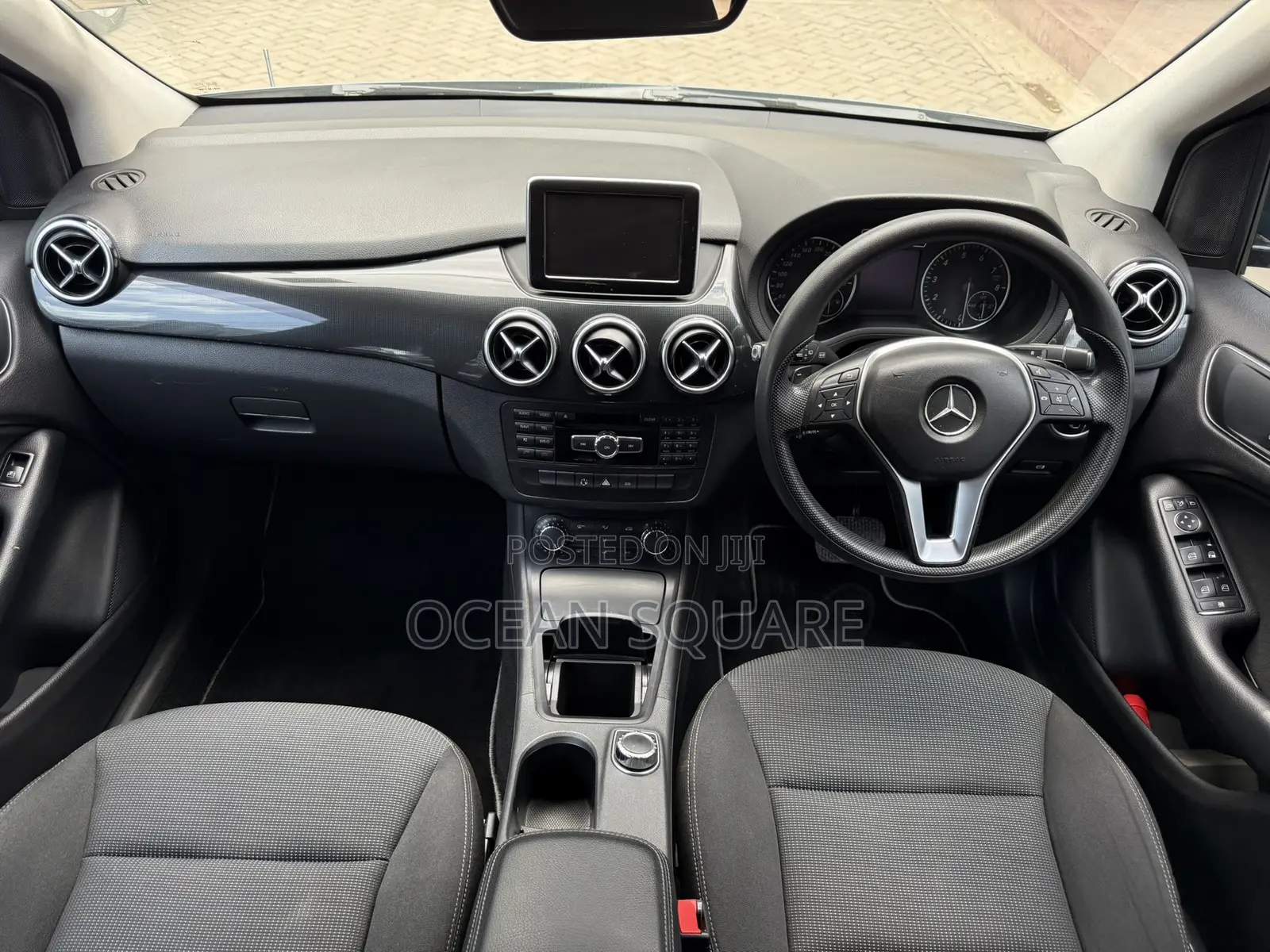 Mercedes-Benz B-Class B180 Petrol 2012 Blue