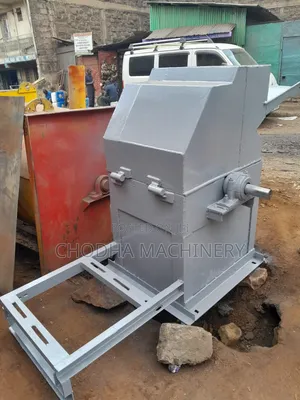 Plastic Crusher Machine