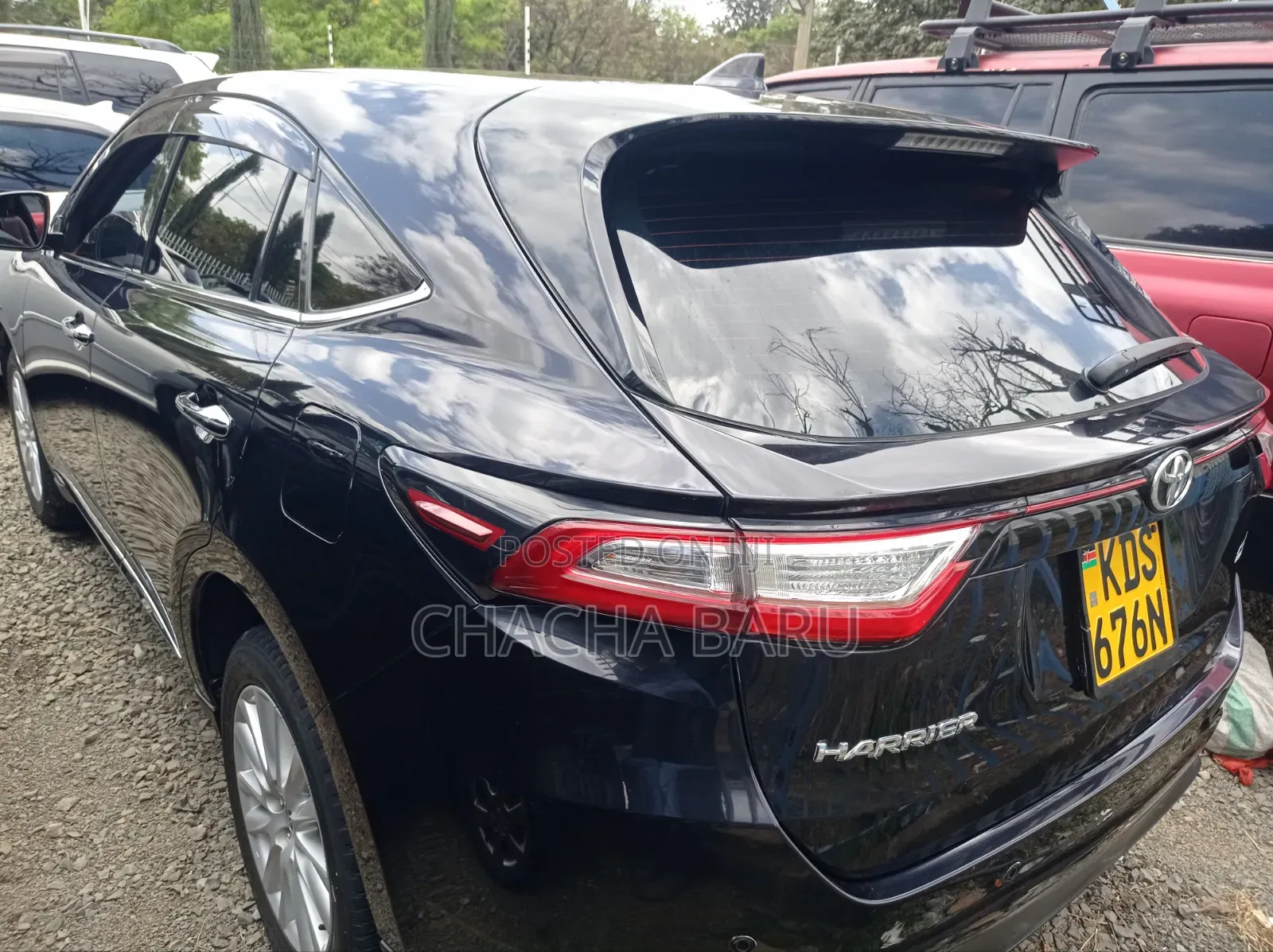Toyota Harrier 2.0 2018 Black