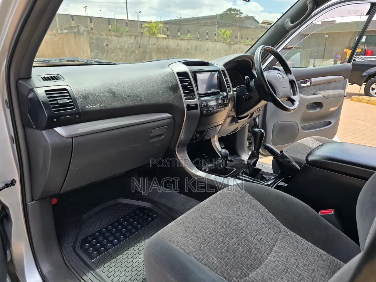 Toyota Land Cruiser Prado 3.4 5dr 2004 Silver