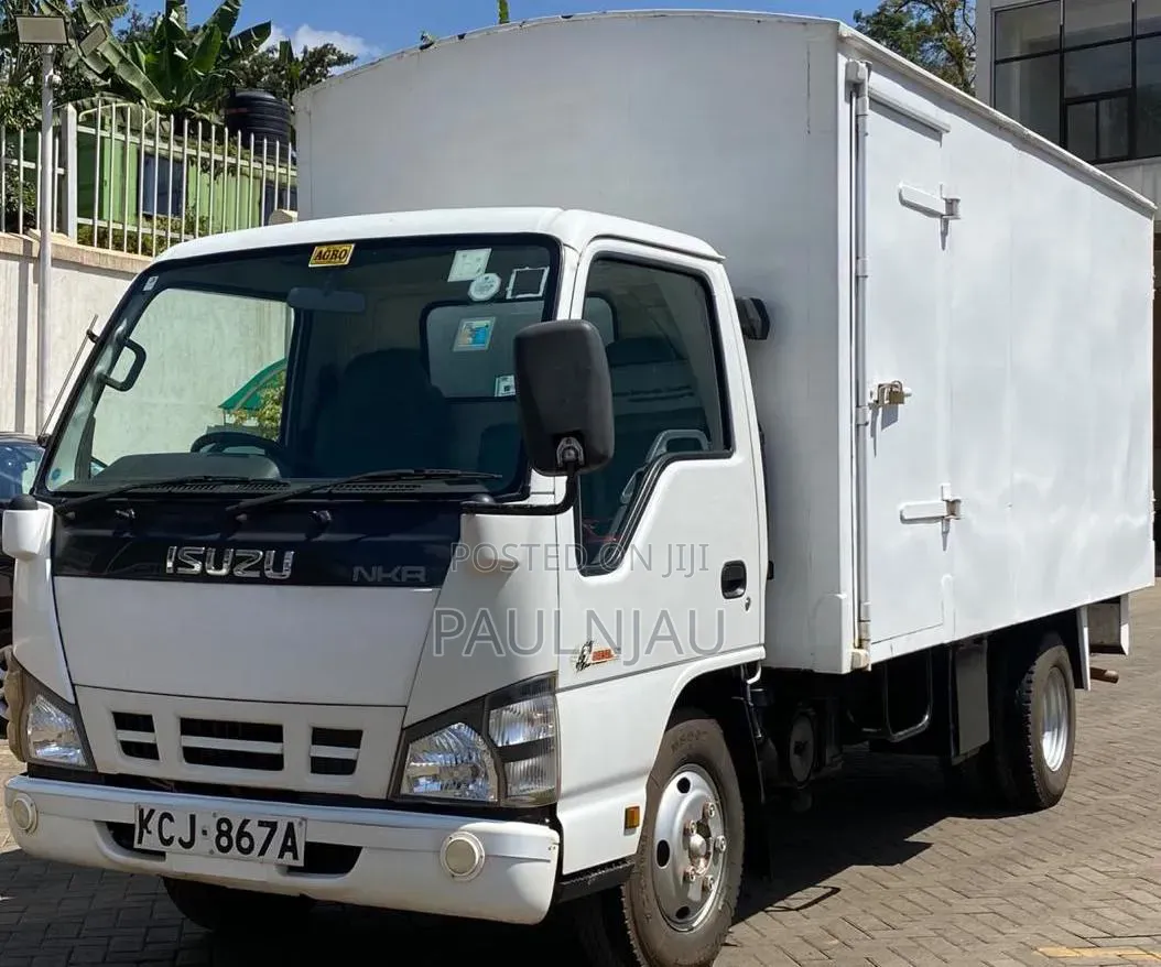 ISUZU NKR 2016 White for Sale
