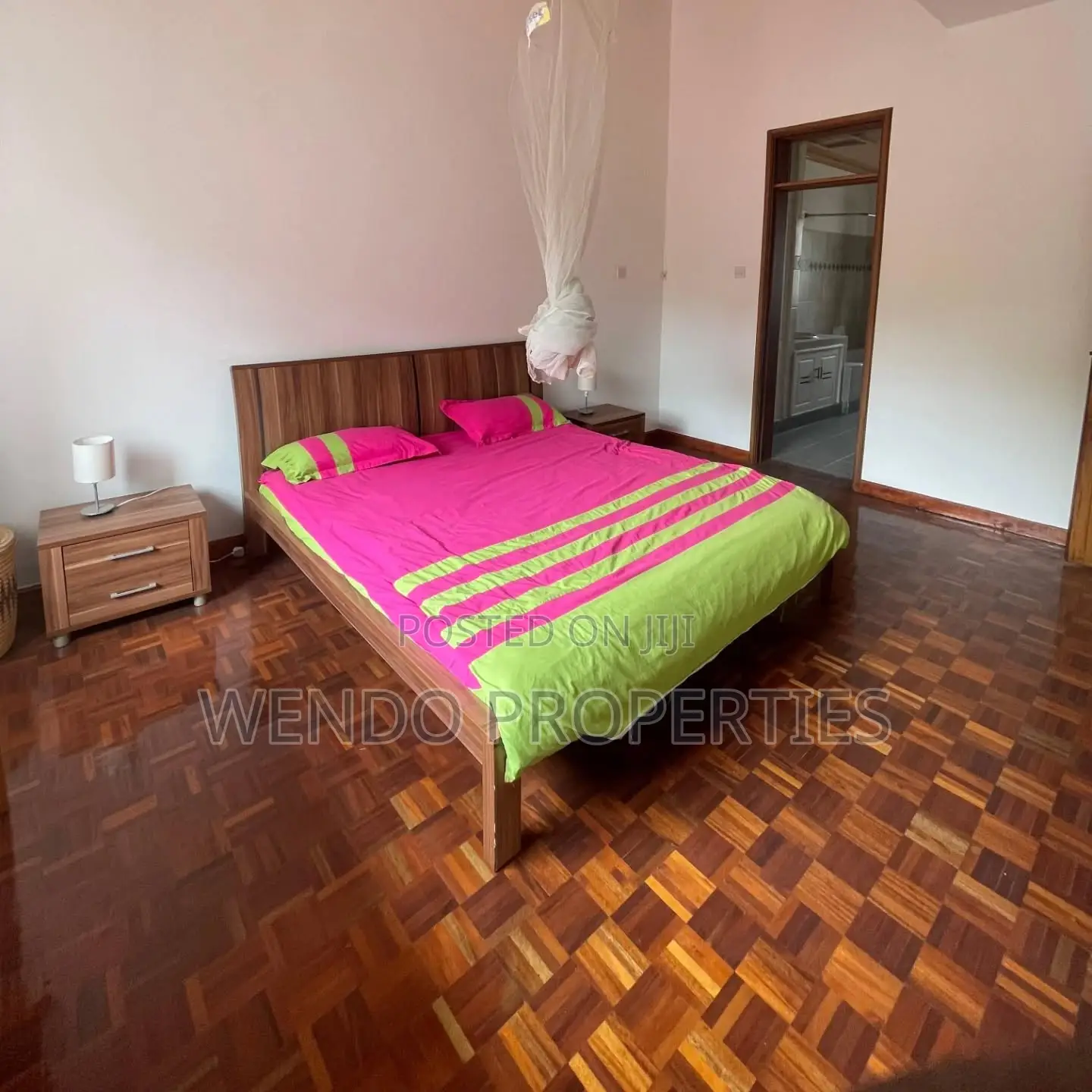 4bdrm Penthouse in State House Area for rent
