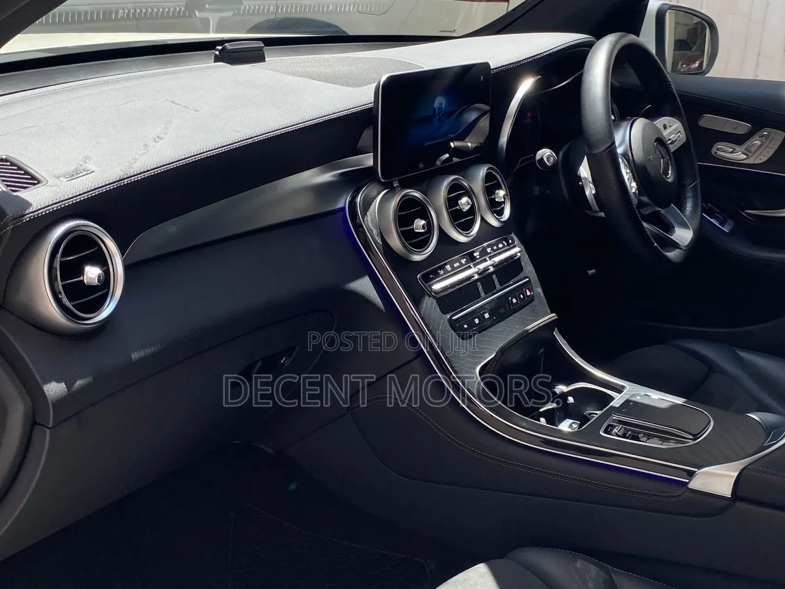 Mercedes-Benz GLC-Class 2019 White