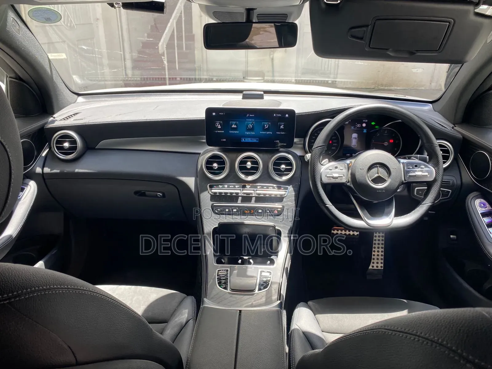 Mercedes-Benz GLC-Class 2019 White