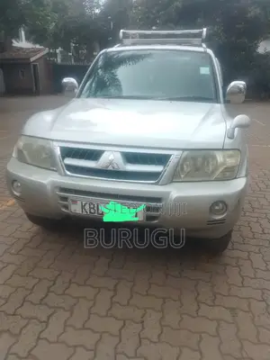 Mitsubishi Pajero 2004 Silver
