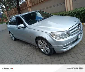 Mercedes-Benz C200 2010 Silver