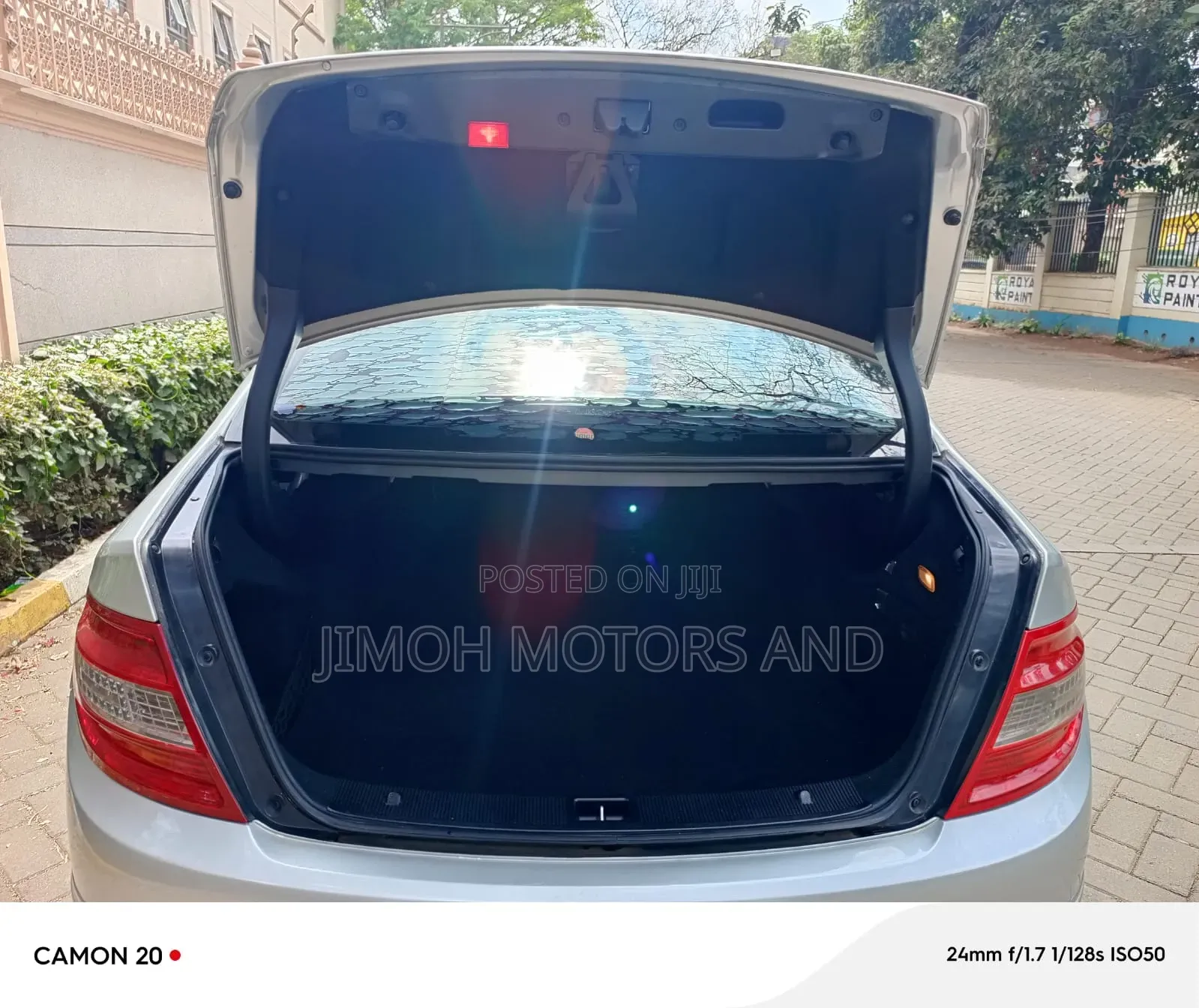 Mercedes-Benz C200 2010 Silver
