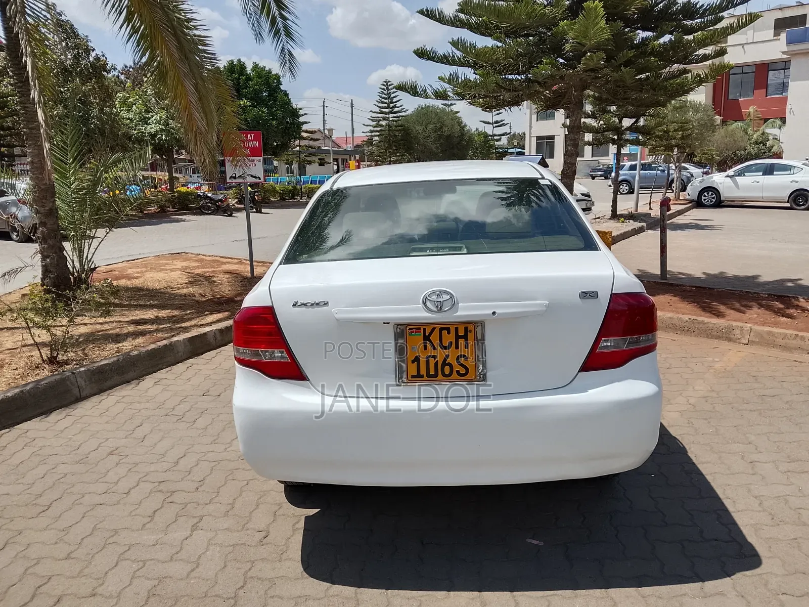 Toyota Axio 2009 White