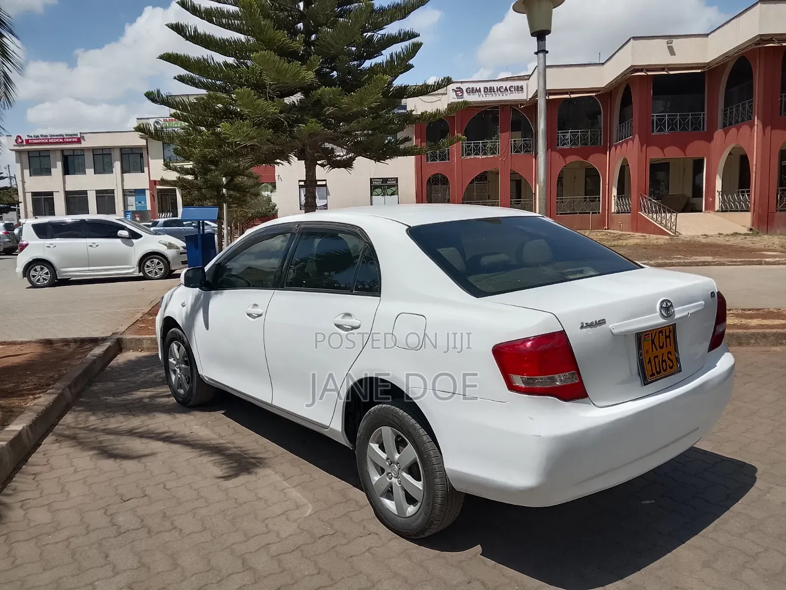 Toyota Axio 2009 White