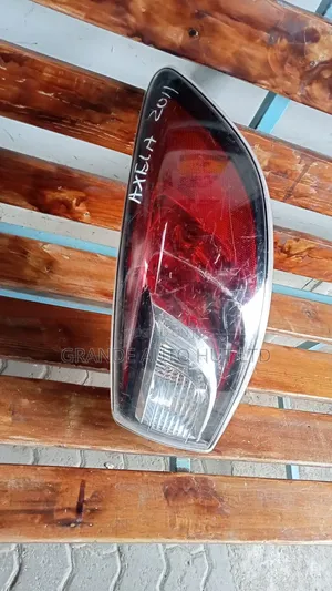 Mazda Axela Taillight