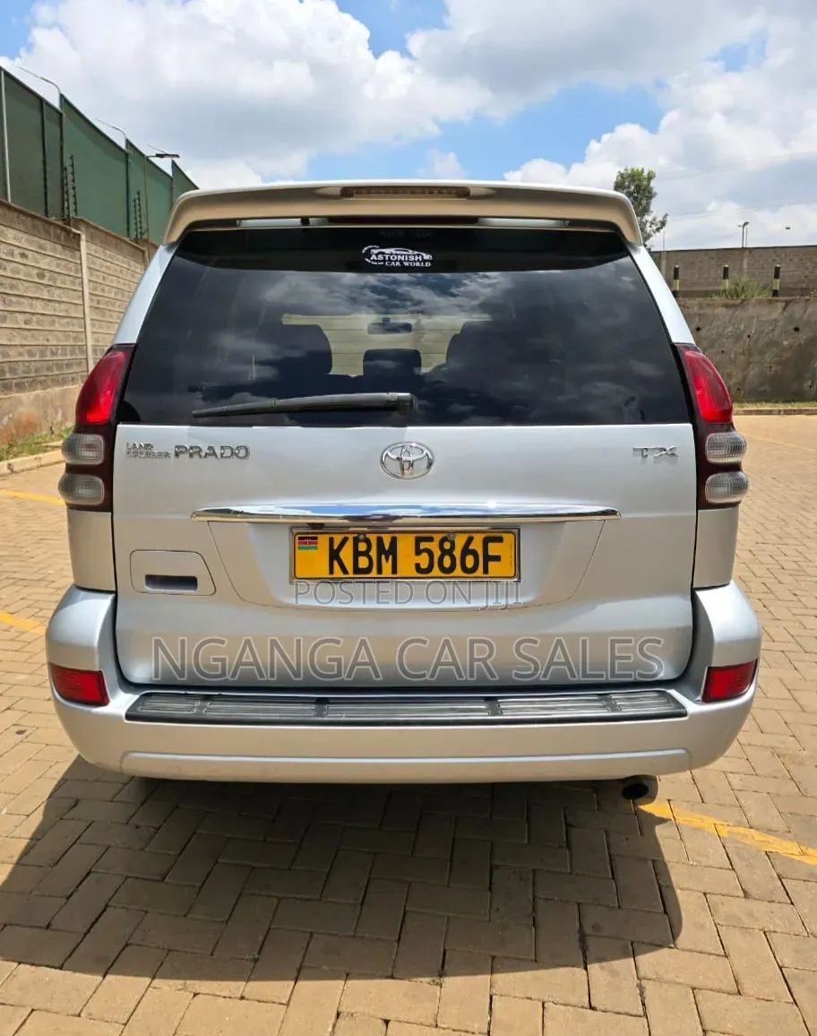 Toyota Land Cruiser Prado 2004 Silver