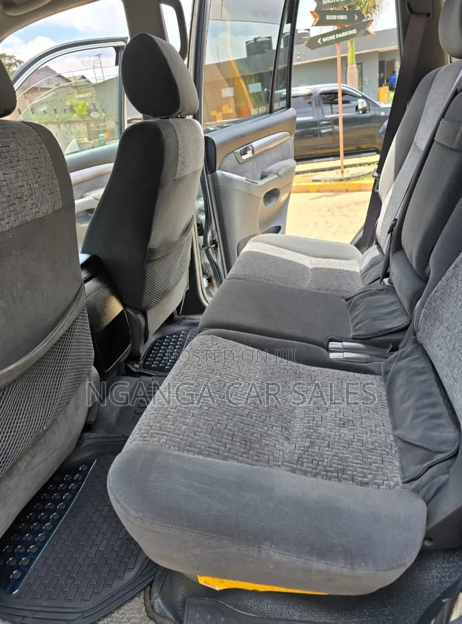 Toyota Land Cruiser Prado 2004 Silver