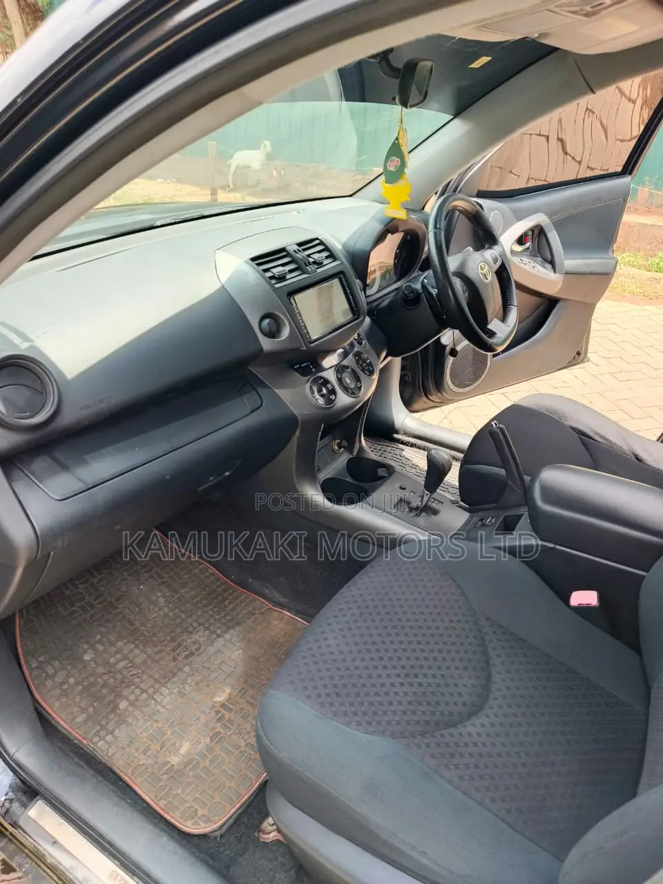 Toyota Vanguard 2010 Black