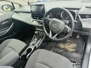 Toyota Corolla 2020 White