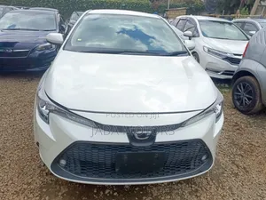 Toyota Corolla 2020 White