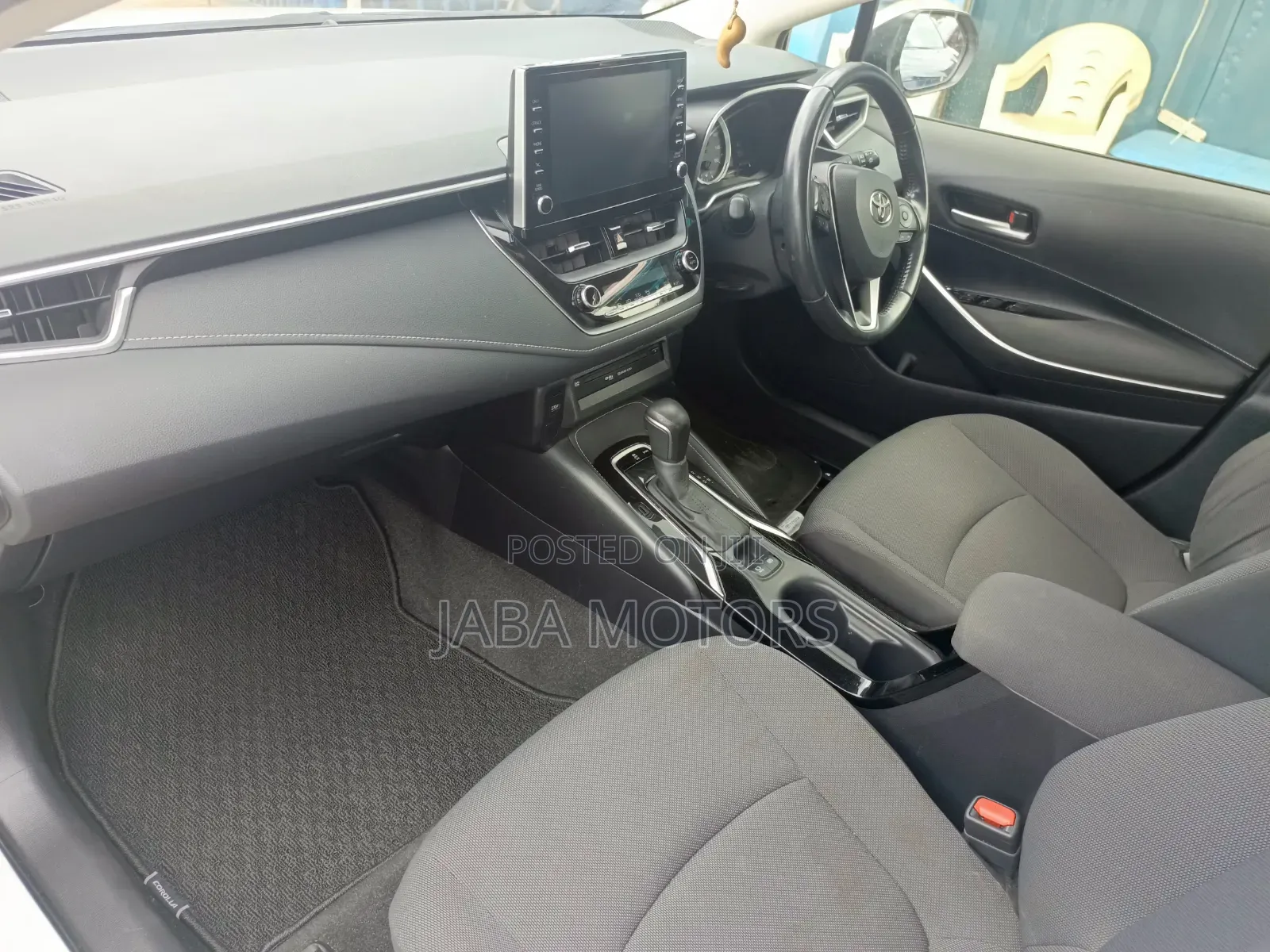 Toyota Corolla 2020 White