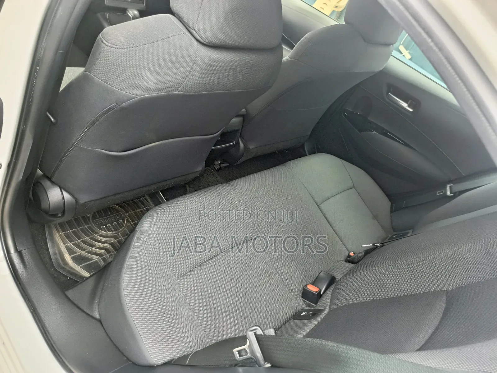 Toyota Corolla 2020 White