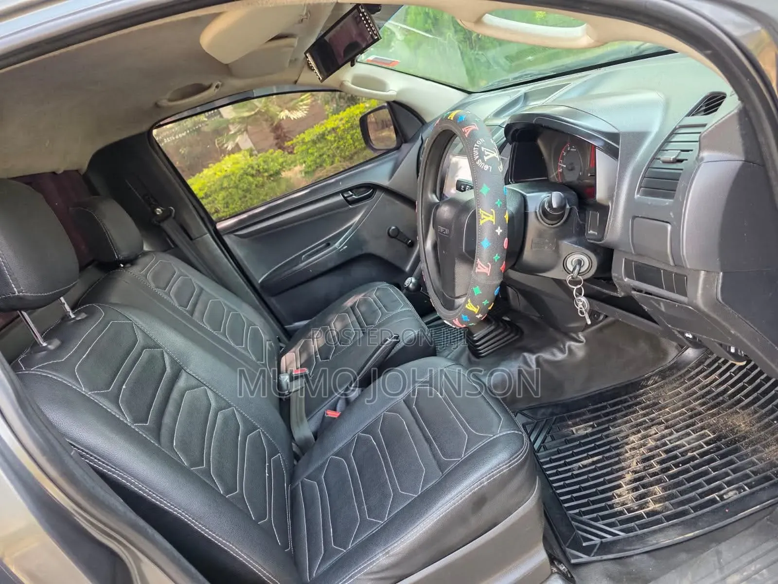 Isuzu D-MAX 2023 Gray