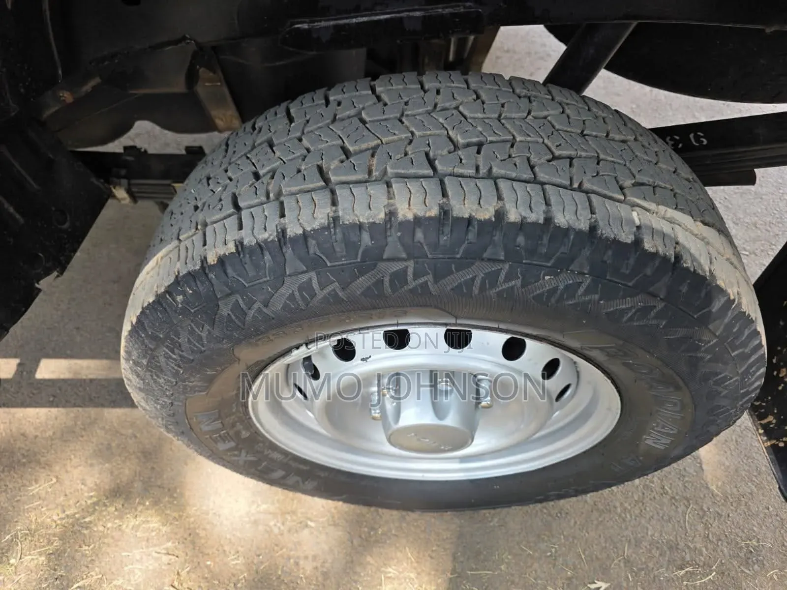 Isuzu D-MAX 2023 Gray