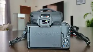 Canon EOS M50 Mark II Mirrorless Camera With 15-45mm Lens (Black)