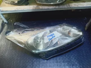 Honda Freed 2014 Headlight