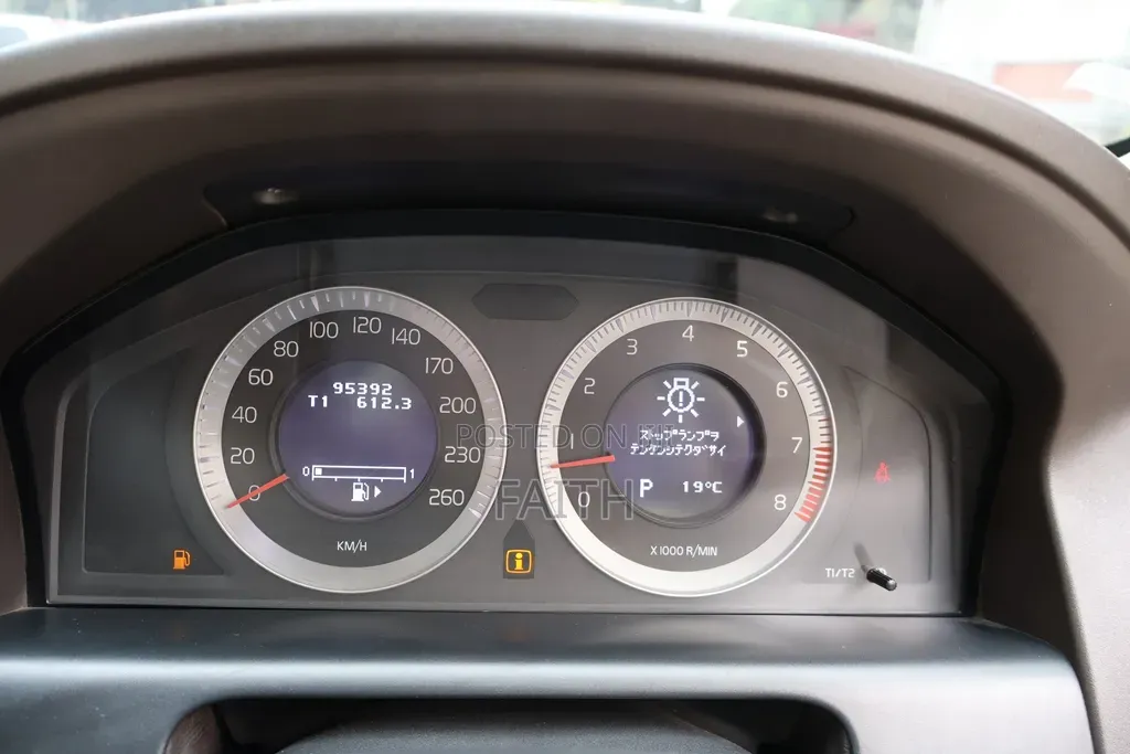 Volvo XC60 T6 AWD 2010 Pearl