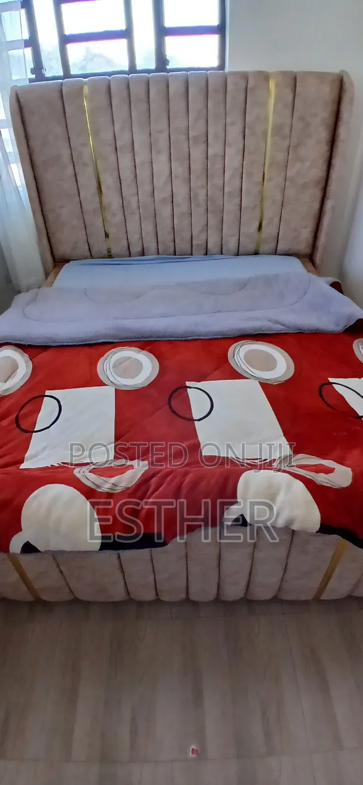 Chester Bed