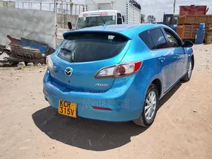 Mazda Axela 2011 Blue