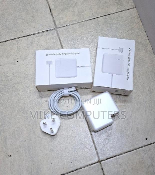 MacBook 96W USB-C Power Adapter Charger - main view