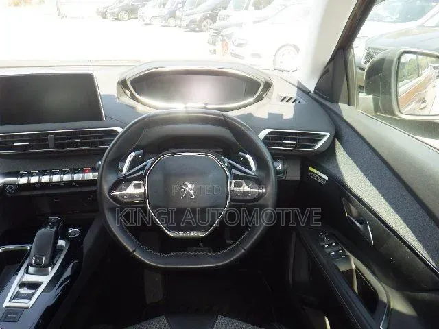 Peugeot 3008 2020 Brown