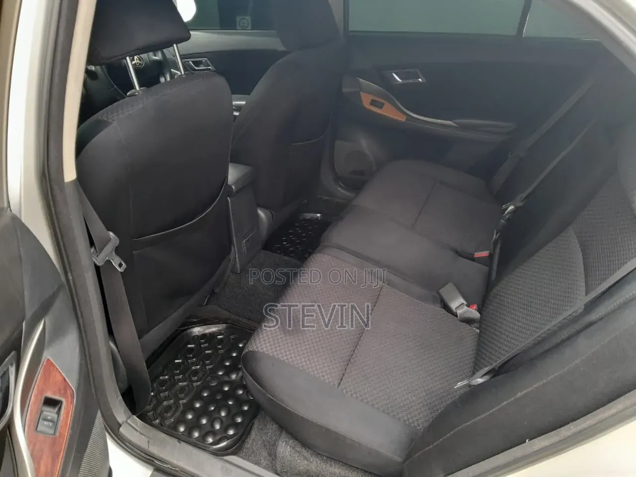 Toyota Premio 2010 Silver