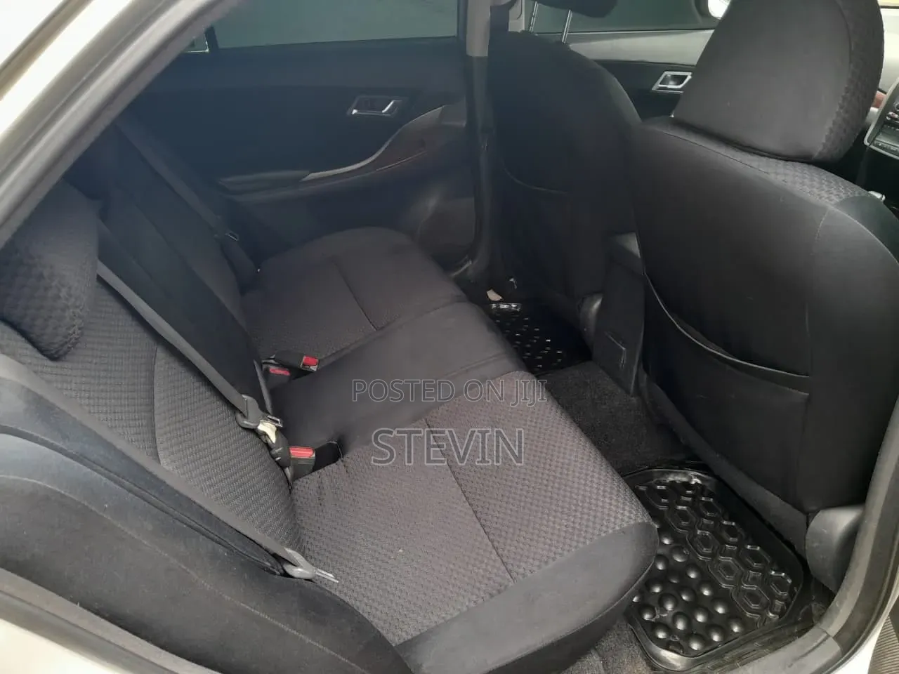 Toyota Premio 2010 Silver