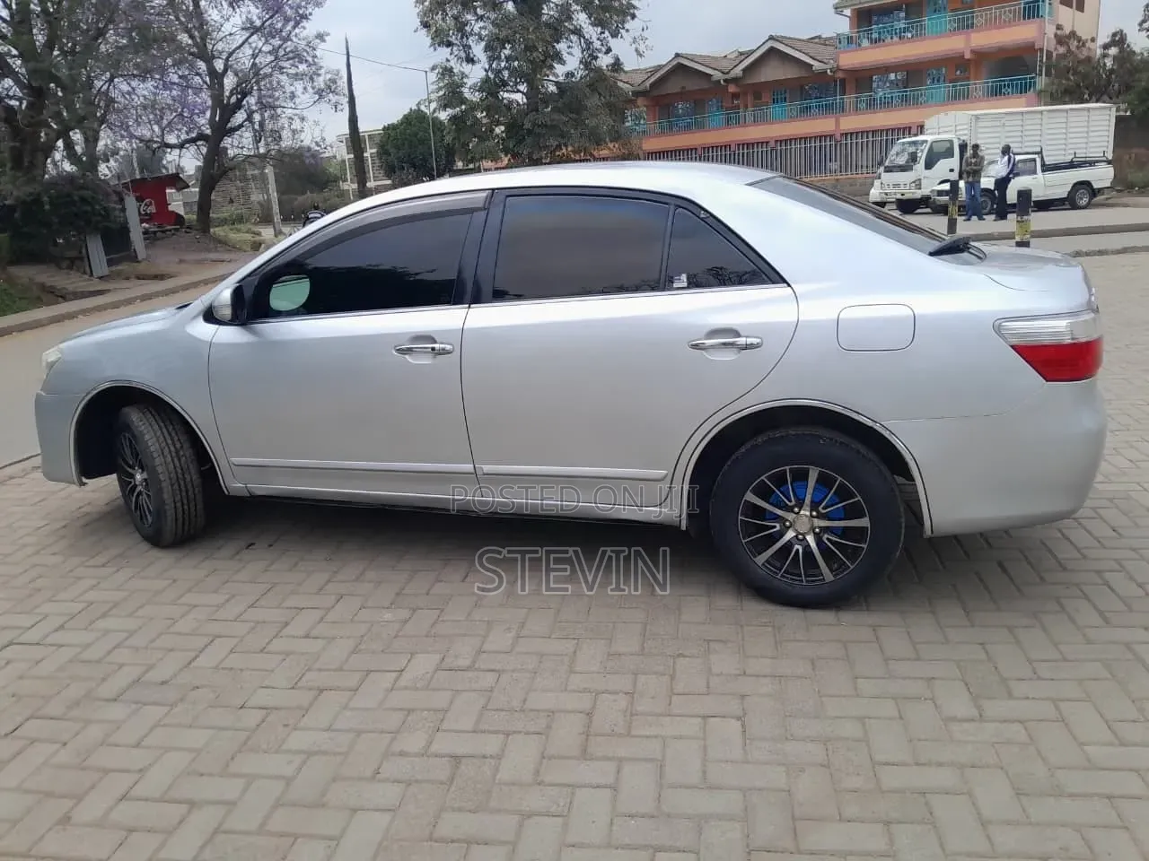 Toyota Premio 2010 Silver
