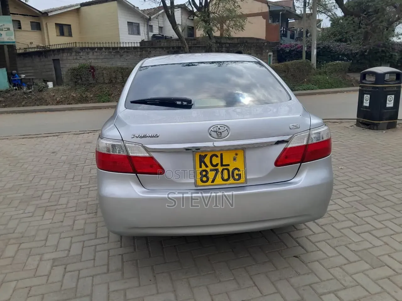 Toyota Premio 2010 Silver
