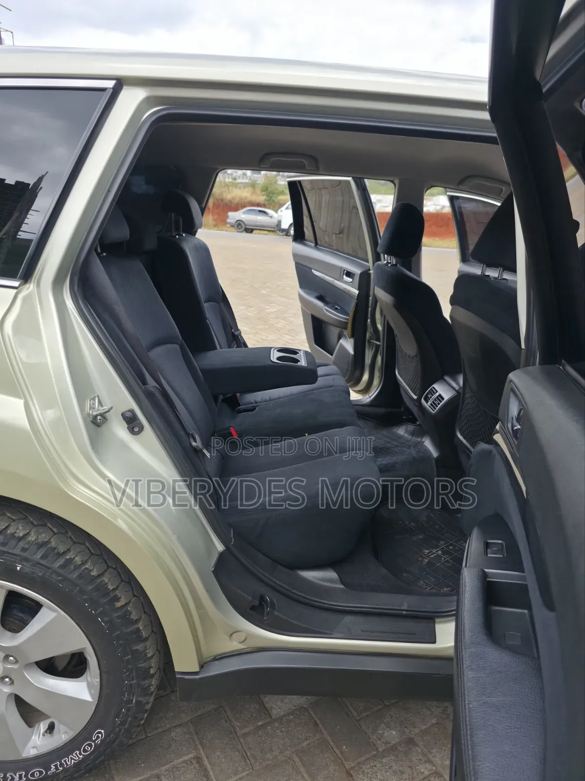 Subaru Outback 2010
