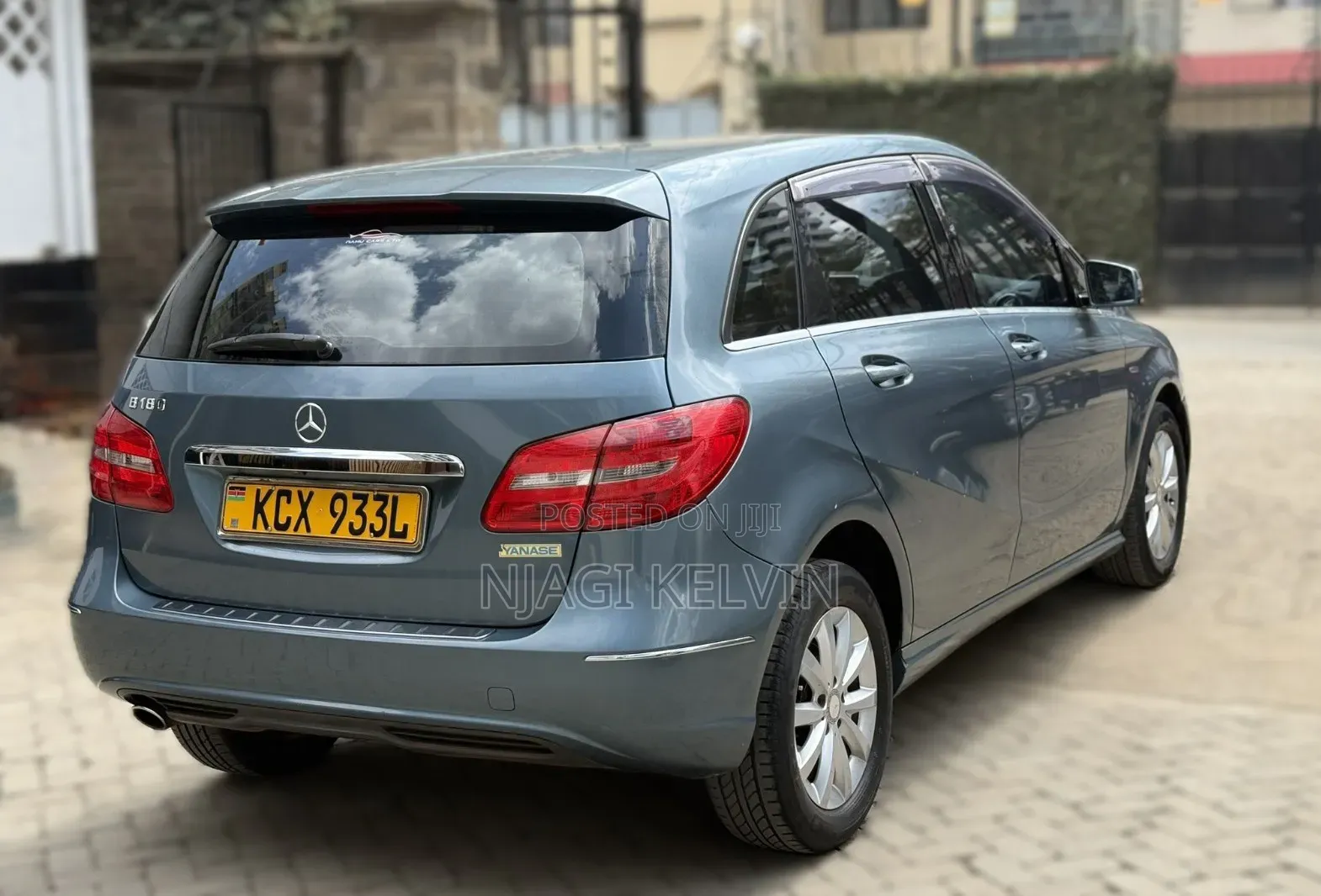 Mercedes-Benz B-Class 2012 Blue
