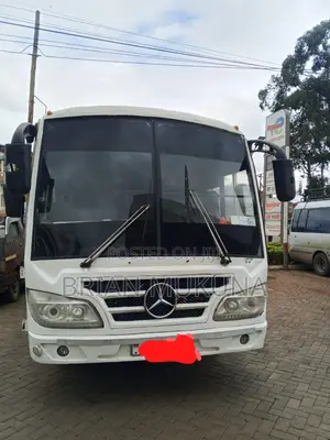 Mercedes-Benz Tourismo 2019 White