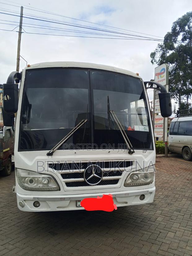 Mercedes-Benz Tourismo 2019 White - main view