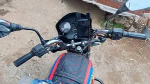 Bajaj Boxer 150 UG 2024 Red