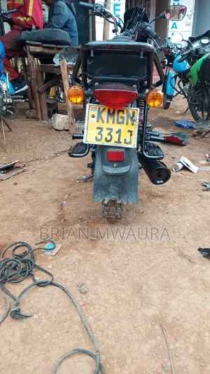 Bajaj Boxer 150 UG 2024 Red