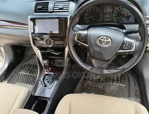 Toyota Premio 2017 White