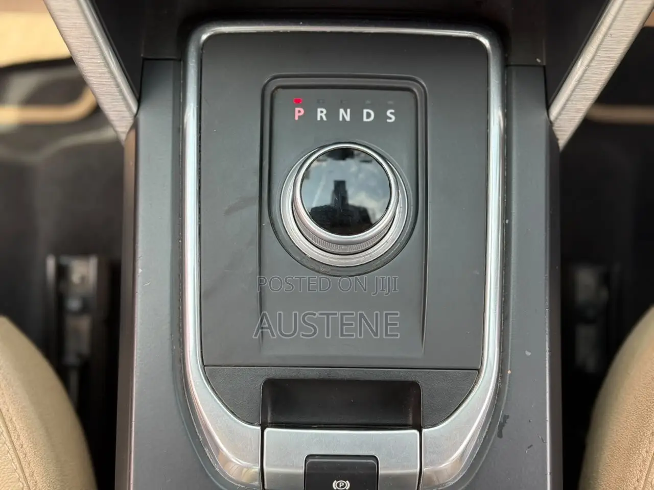 Land Rover Discovery Sport 2015 White