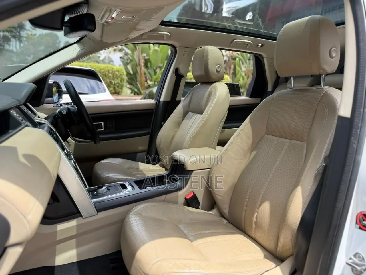 Land Rover Discovery Sport 2015 White