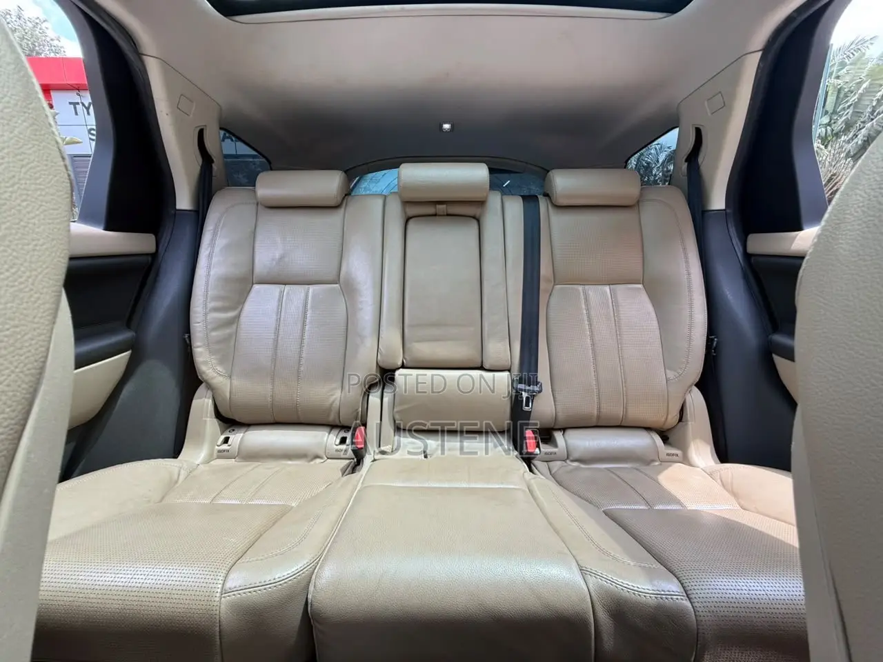 Land Rover Discovery Sport 2015 White
