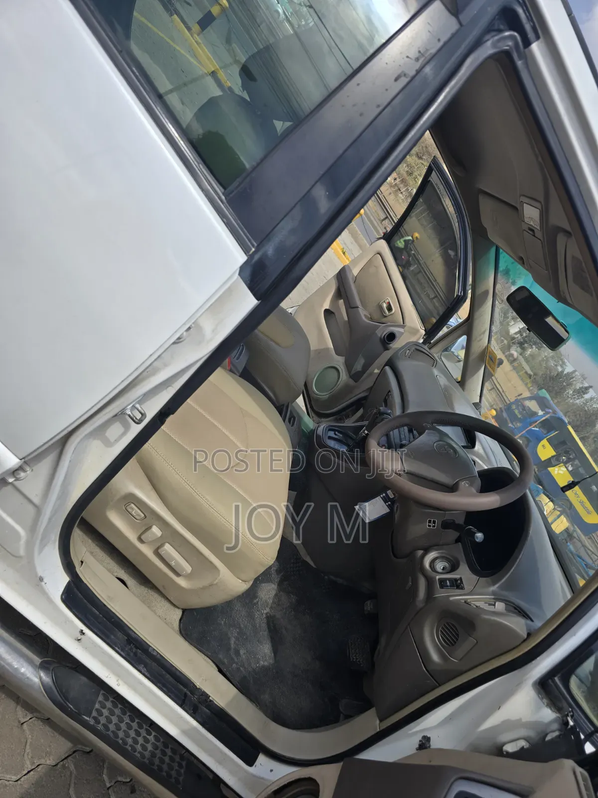 Toyota Harrier 2006 White